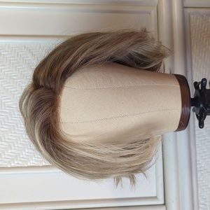 Jon Renau Parker Smart Lace in 22F16S8